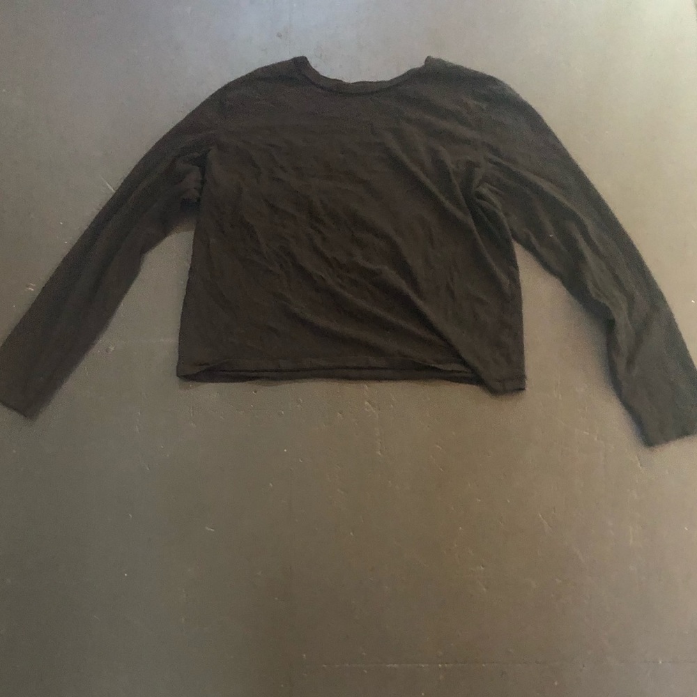 Women’s black long sleeve shirt